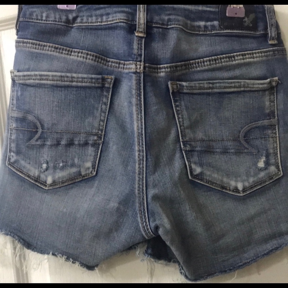 American Eagle High Waisted Shorts 4 - Picture 2 of 3